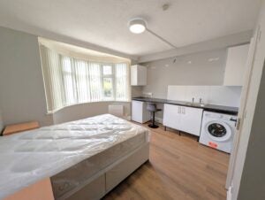 Flat Southfields in Greater London