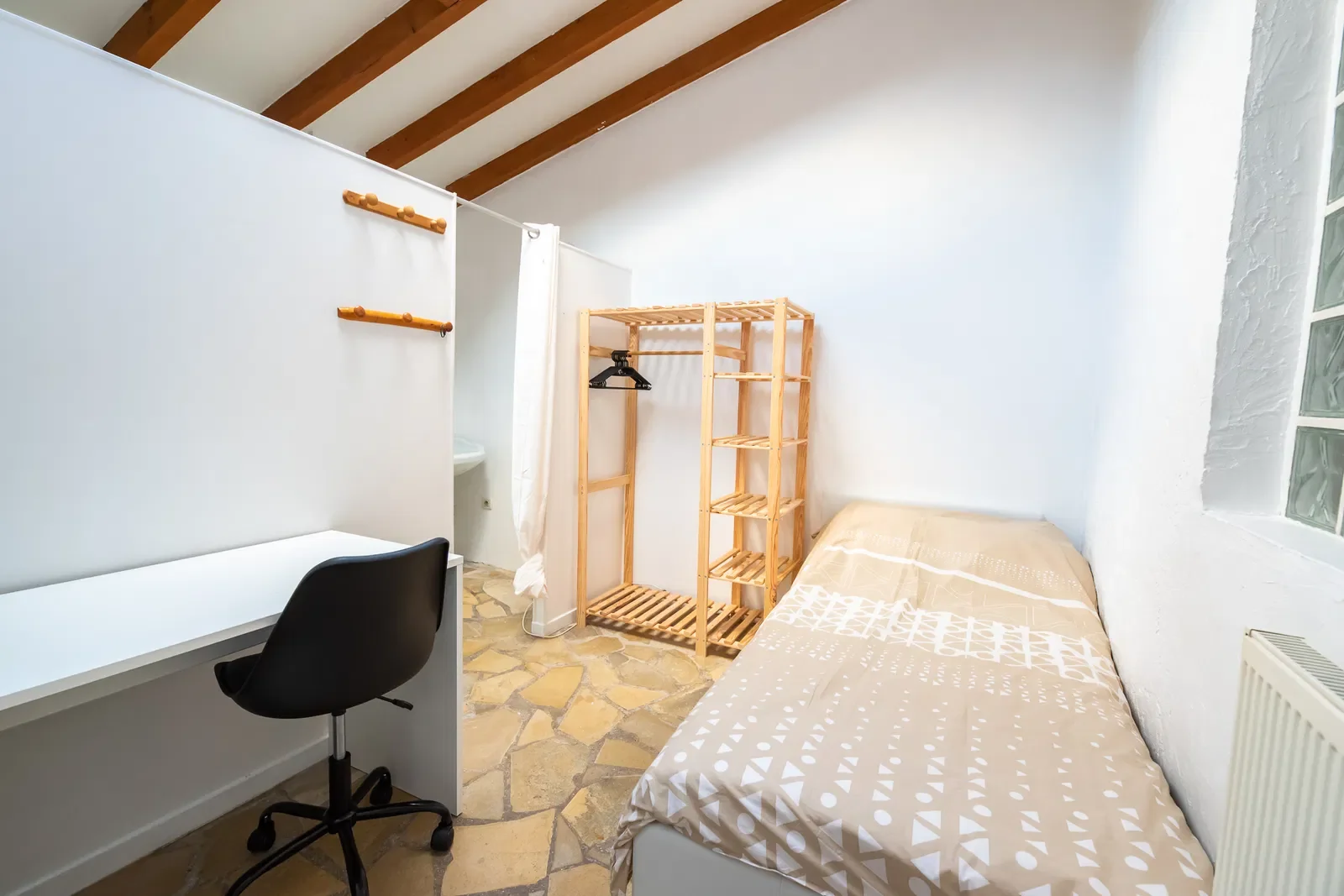House Quai Hubertine Auclert in Bondy