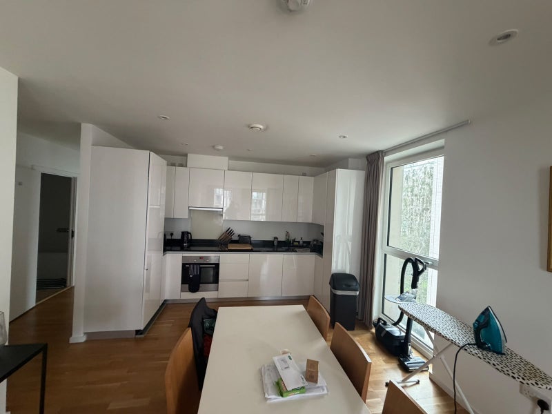 Flat Penny Brookes Street in Greater London