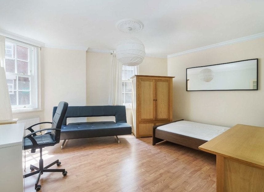 Flat Herbrand Street in Greater London