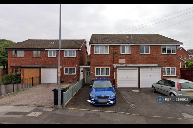 House Brook Lane in Brownhills
