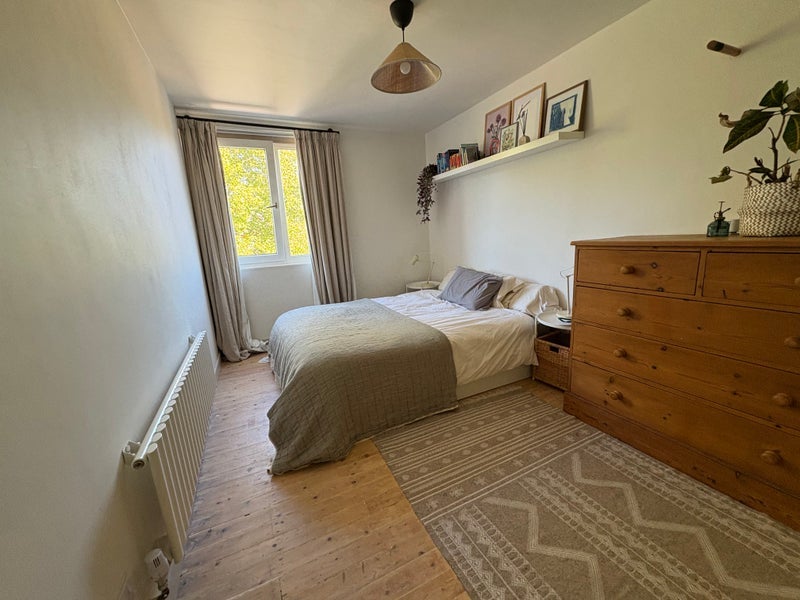 Room Ford Street in Greater London