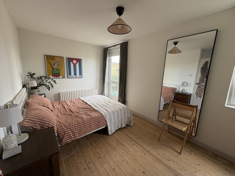 Room Ford Street in Greater London