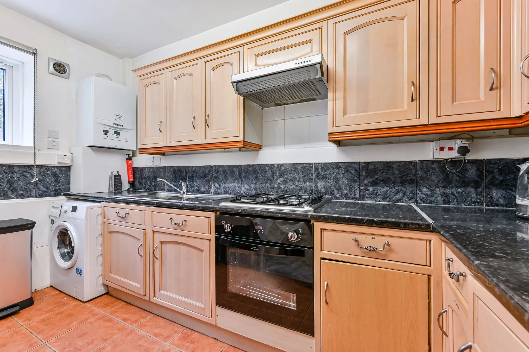 Flat Crowndale Court in Greater London