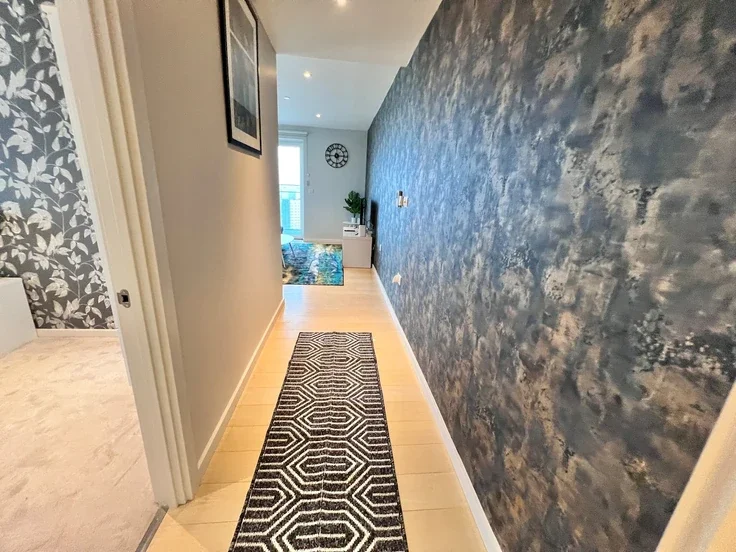Flat Westfield Avenue in Greater London