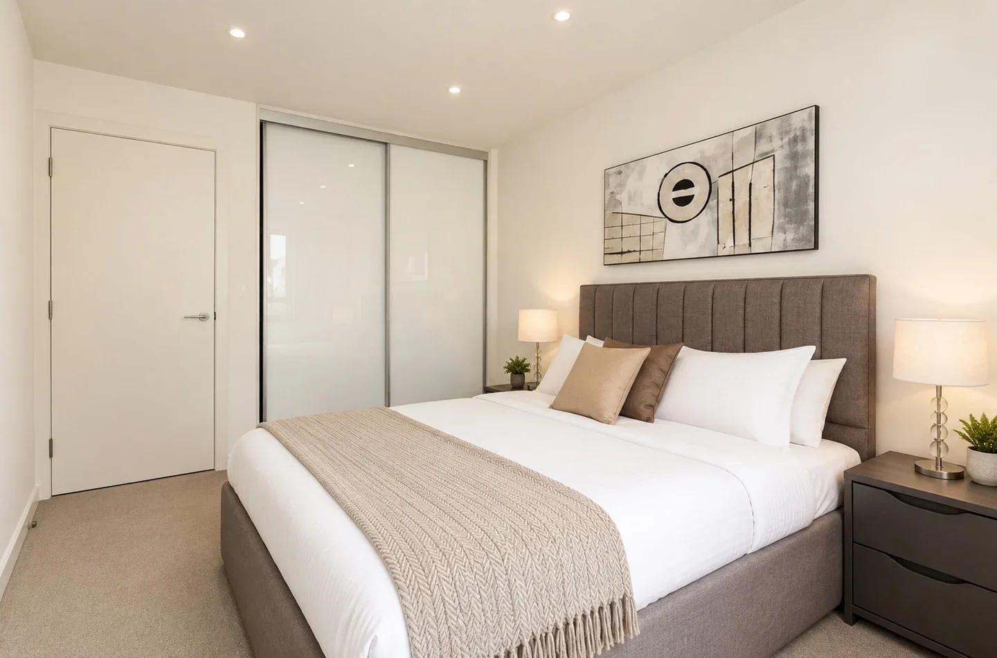 Flat Lever Street in Greater London
