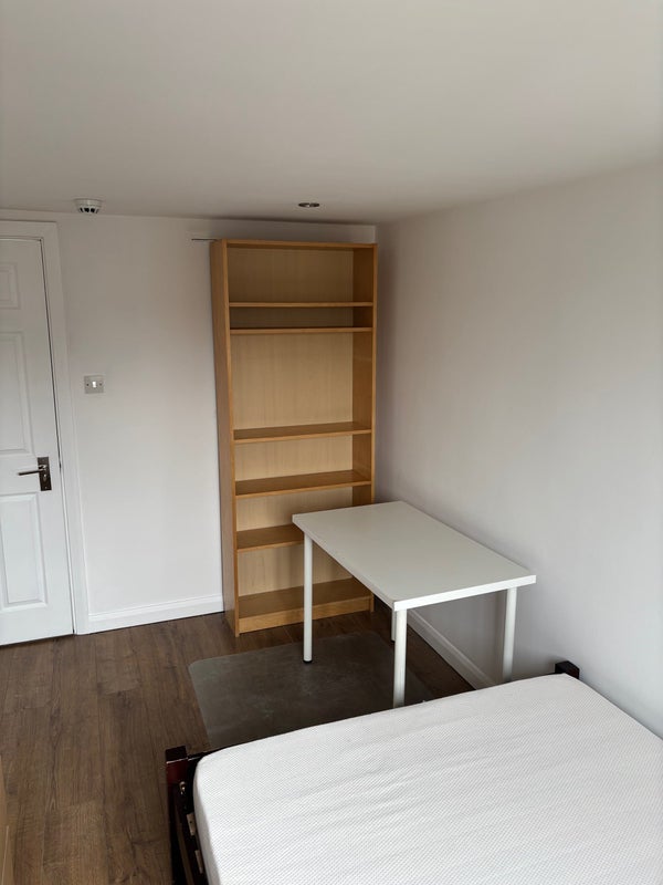 Room Prince George Road in Greater London