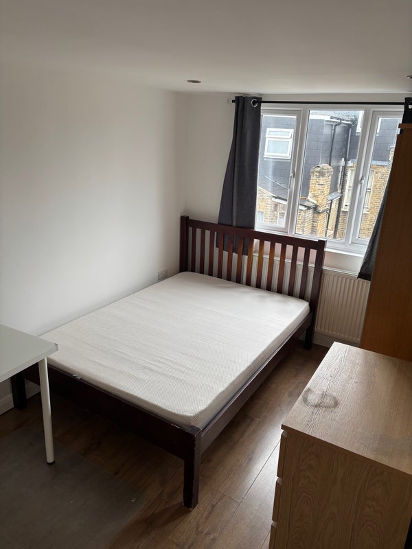 Room Prince George Road in Greater London