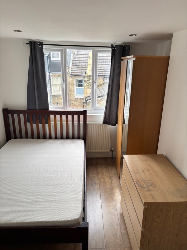 Room Prince George Road in Greater London
