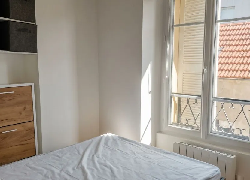Appartement Rue Pierre Burello à Athis-Mons
