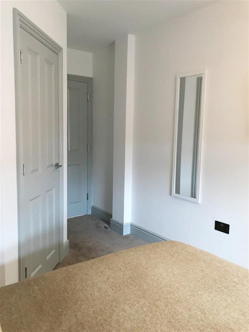 Room Caversham Road in Reading