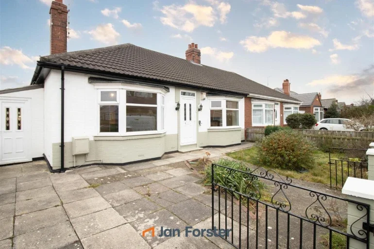 House Broomfield Avenue in Newcastle upon Tyne
