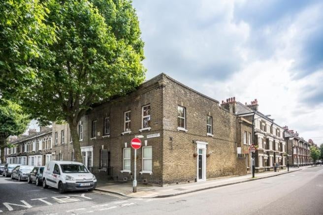 House Trafalgar Street in Greater London