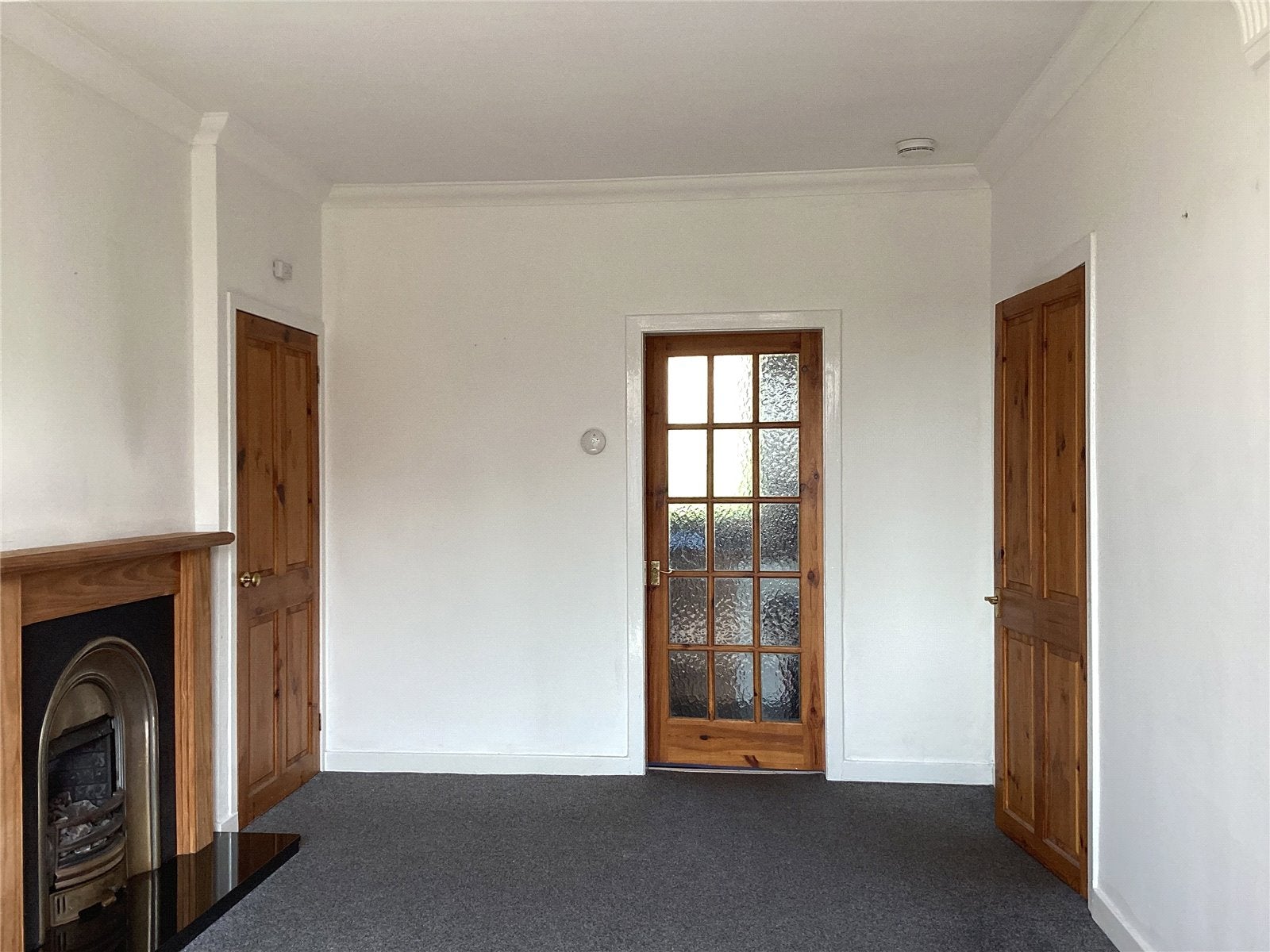 Flat Featherhall Place in City of Edinburgh