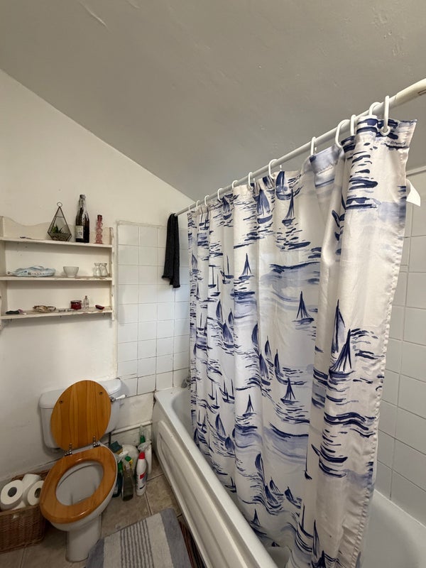 Room Sunnydene Street in Greater London