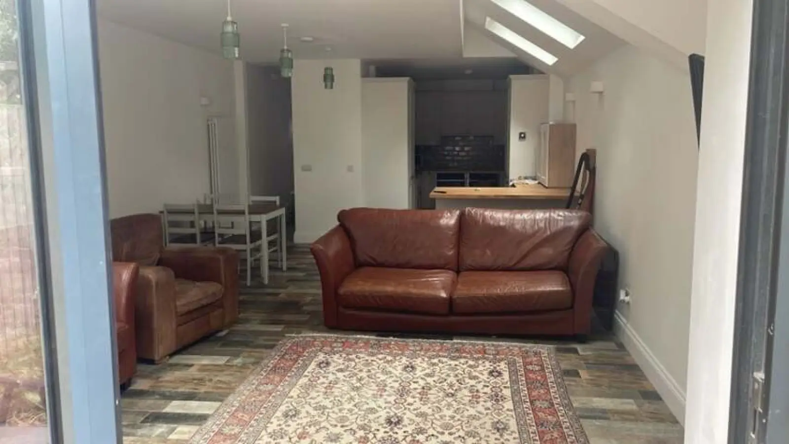 Flat Devonshire Road in Greater London