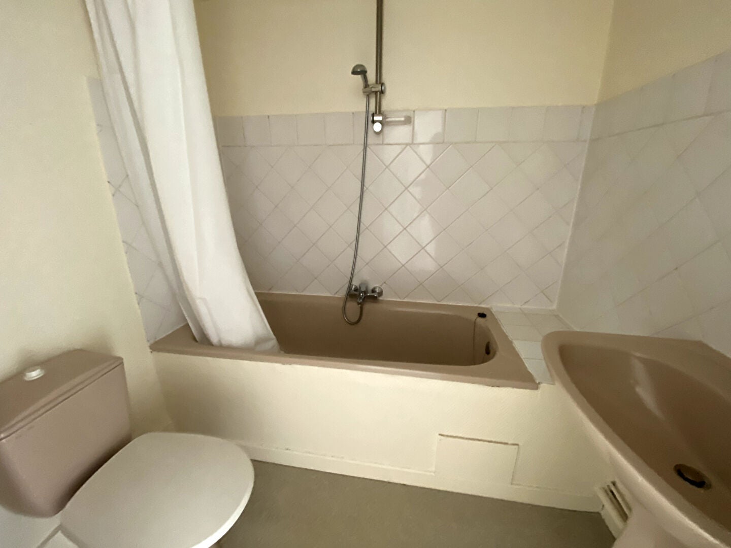 Flat Rue du Gouvernement in Saint-Quentin