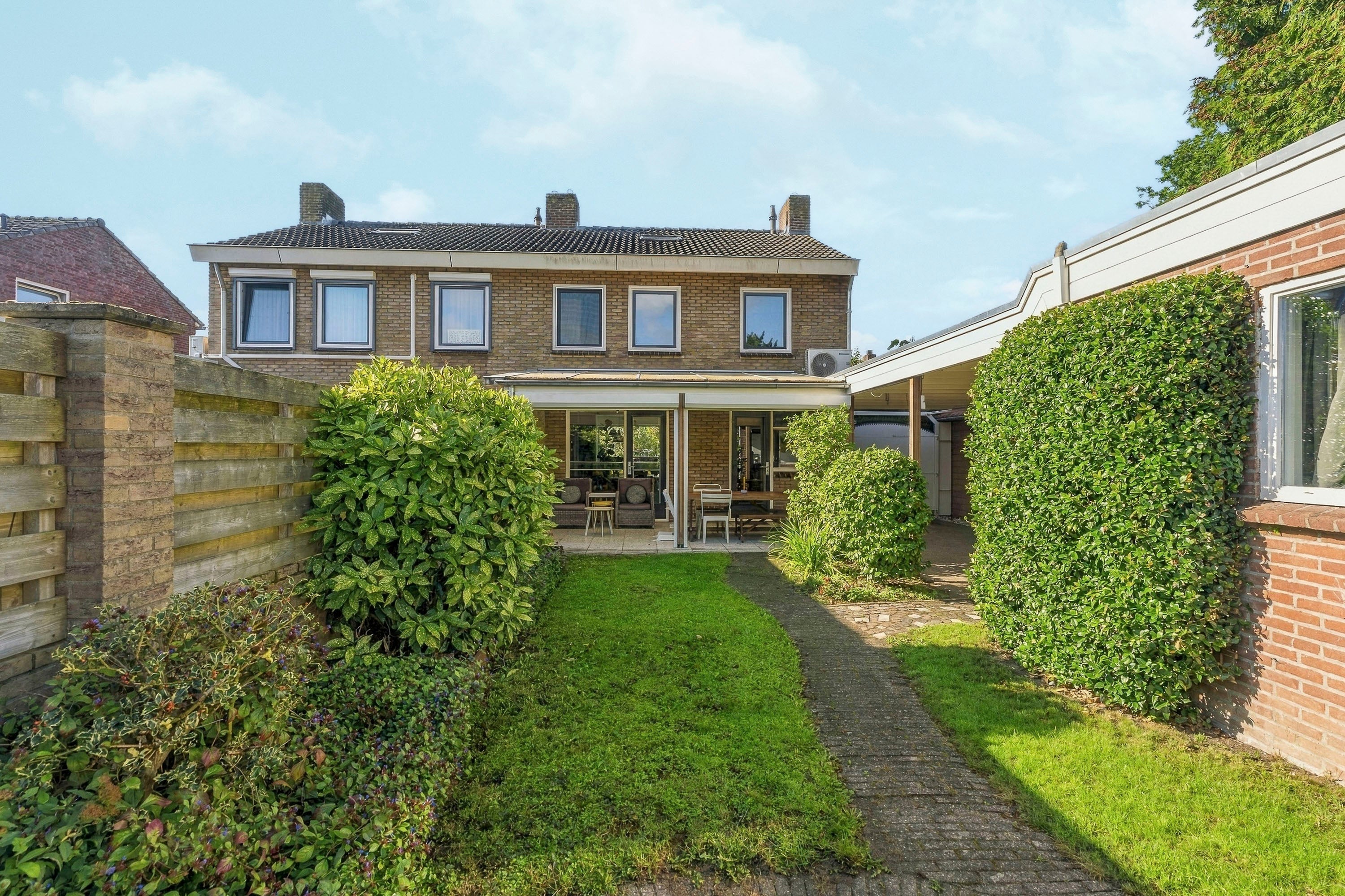 Hoekwoning te koop: Hamalandstraat 8, Zevenaar