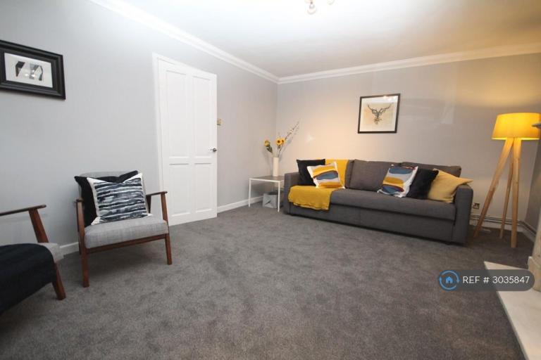 Flat Clarendon Square in Royal Leamington Spa
