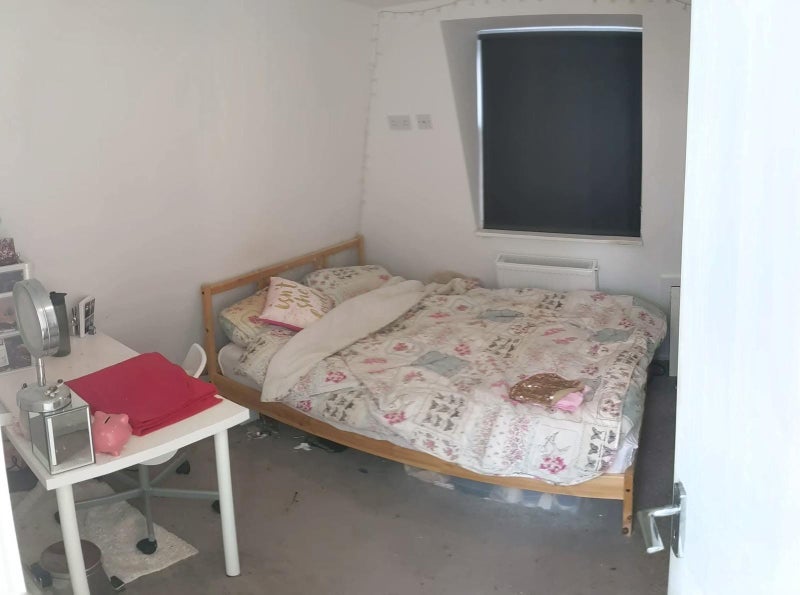 Room Boundary Road in Greater London