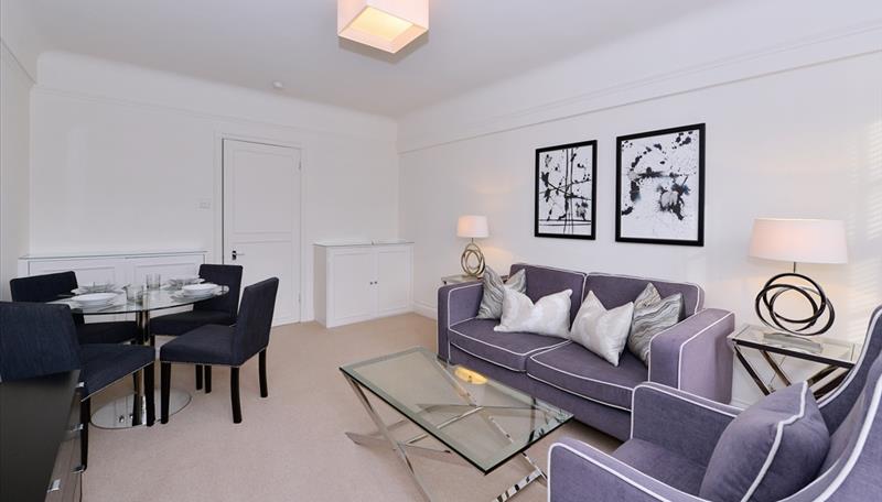 Flat Fulham Road in Greater London