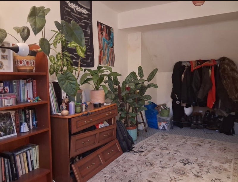 Room Yeomans Road in Sheffield