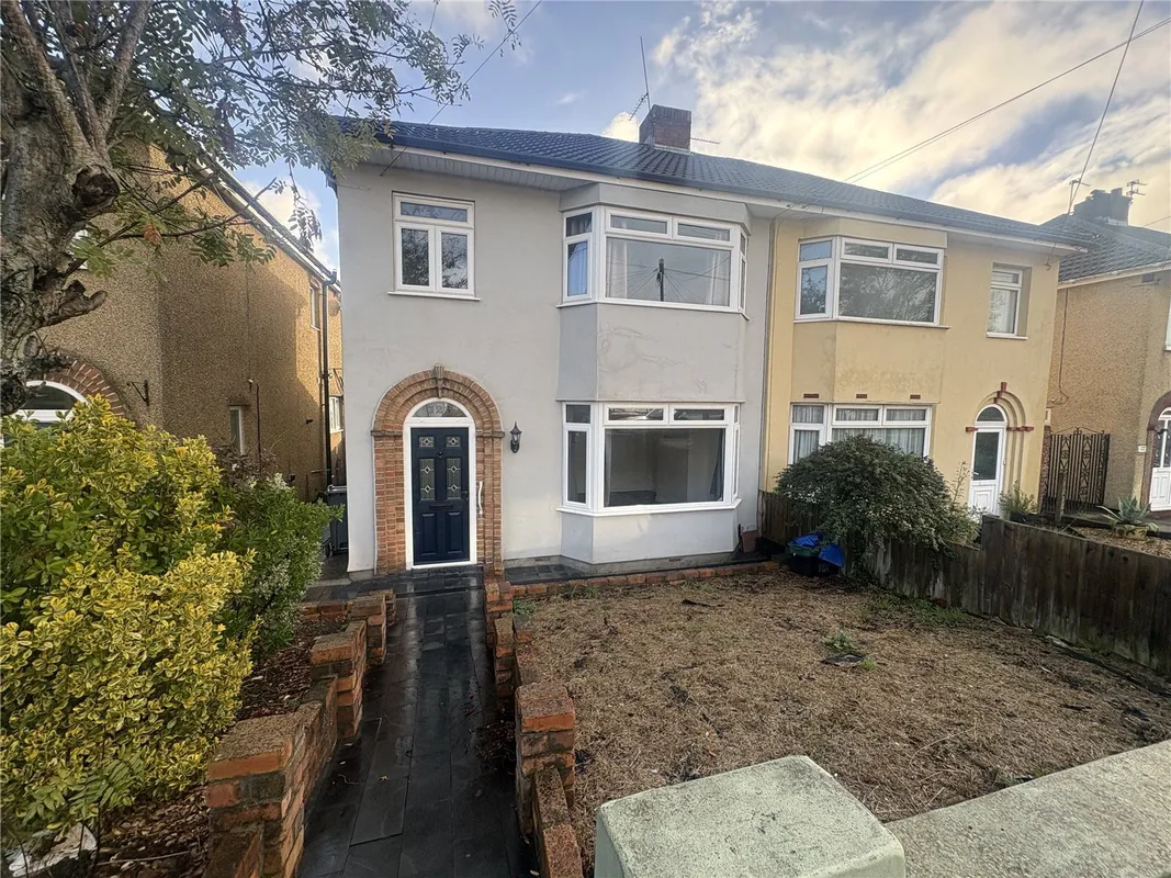 House Ridgeway Lane in Bristol