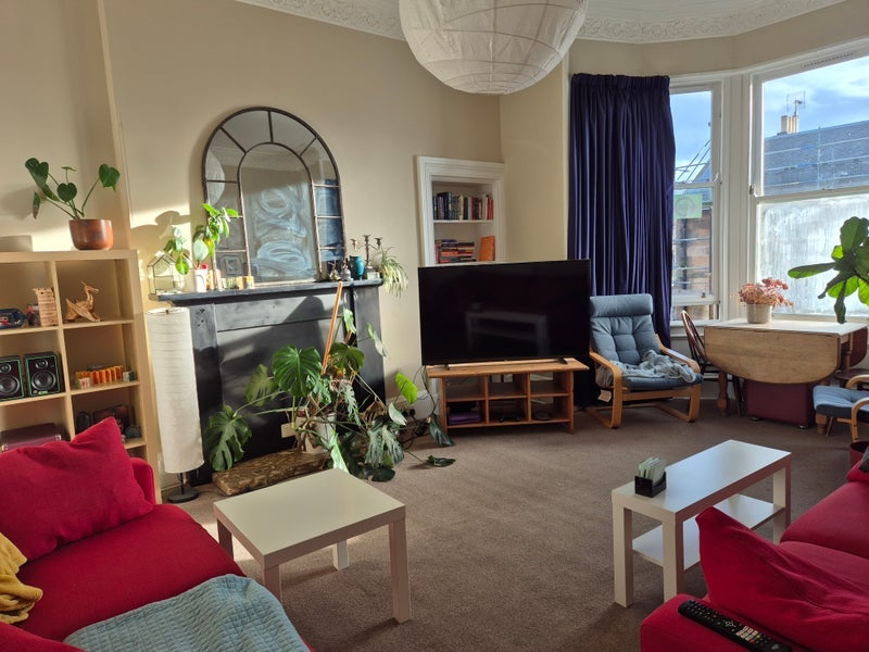 Flat Falcon Road West in City of Edinburgh