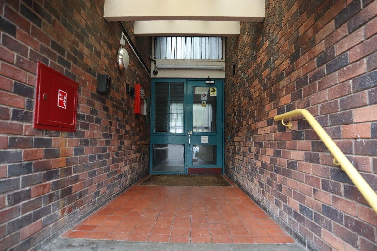 Flat Falmouth Road in Leicester