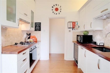 Flat Chatham Street in Greater London