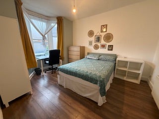 Room Craven Park Road in Greater London