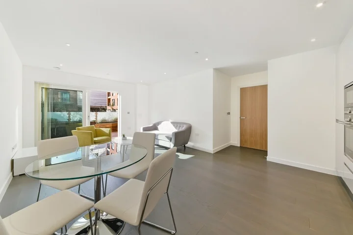 Flat Thonrey Close in Greater London