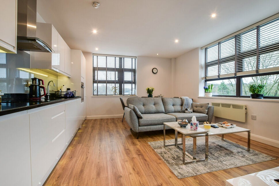 Flat Macclesfield Road in Wilmslow