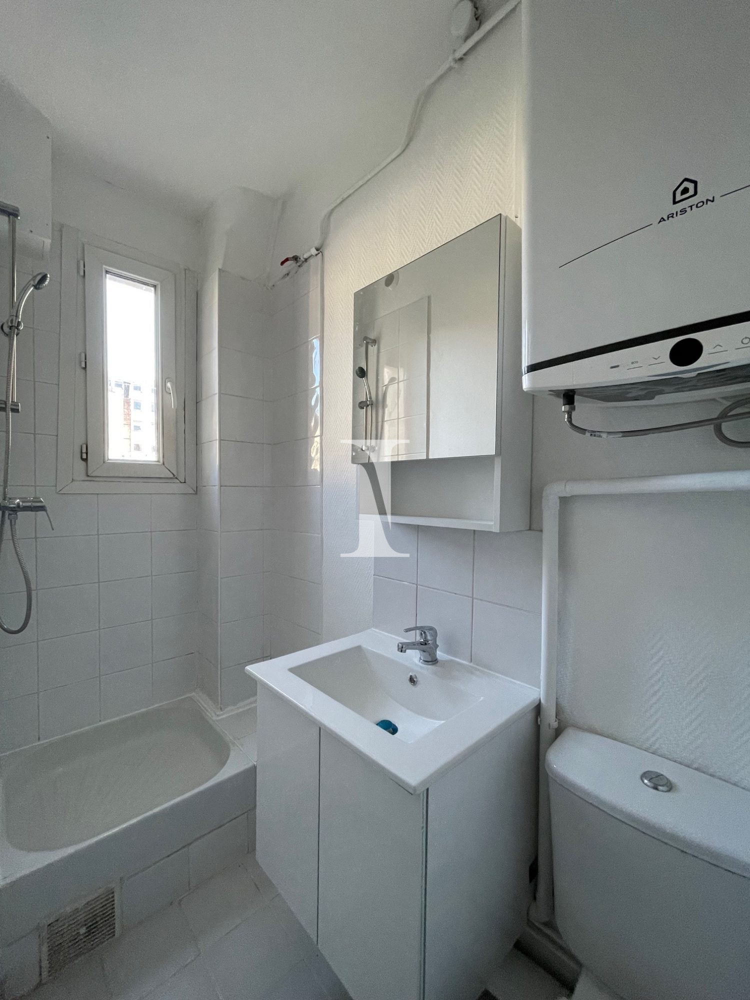 Appartement Rue de Nemours à Paris