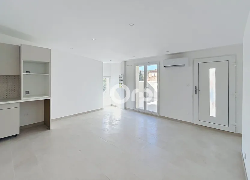Appartement Chemin des Emeries à La Fare-les-Oliviers