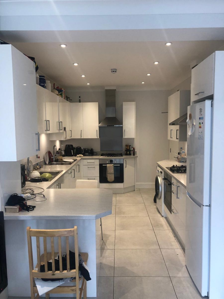 Room Great North Way in Greater London