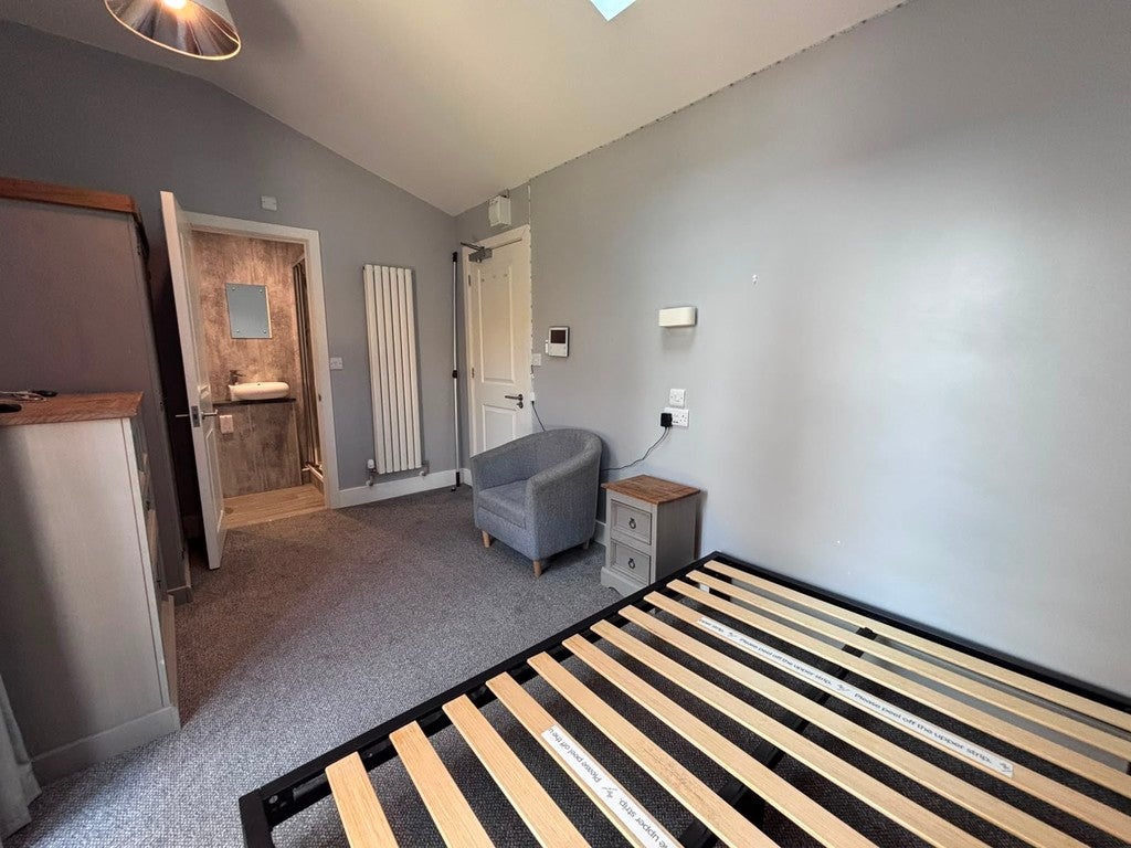 Room Buckland Brake in Teignbridge