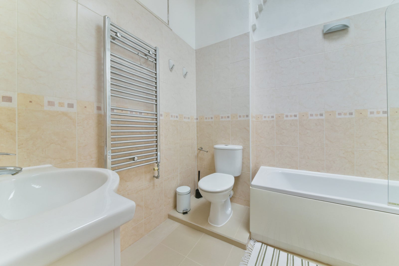 Flat Marchmont Street in Greater London