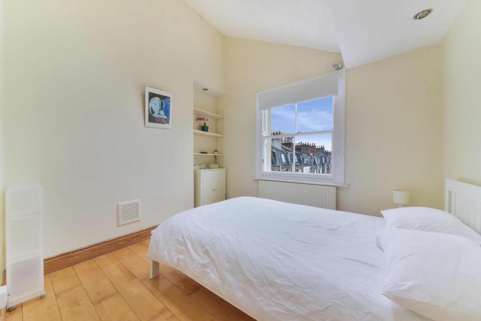 Flat Marchmont Street in Greater London