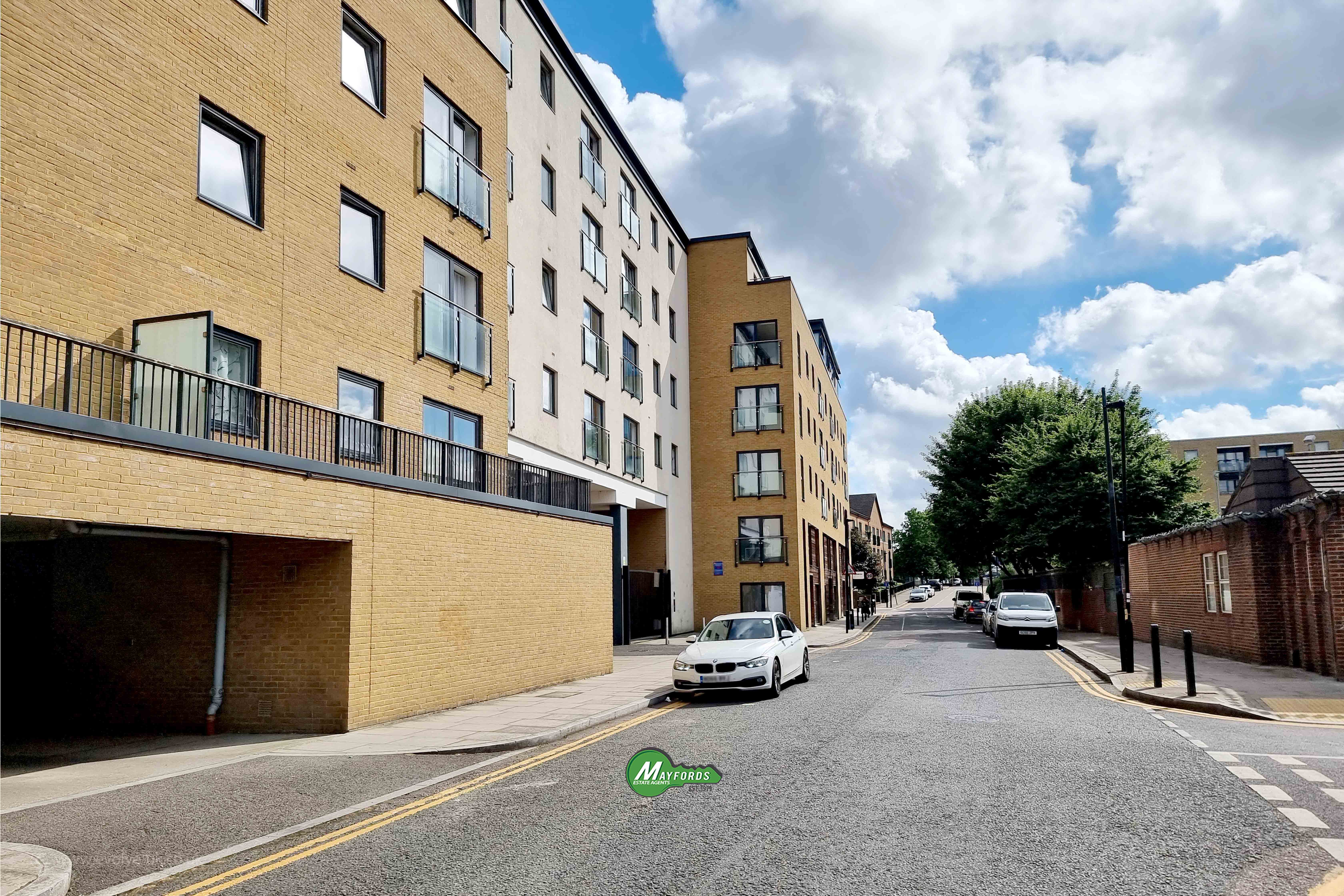 Flat Forge Square in Greater London