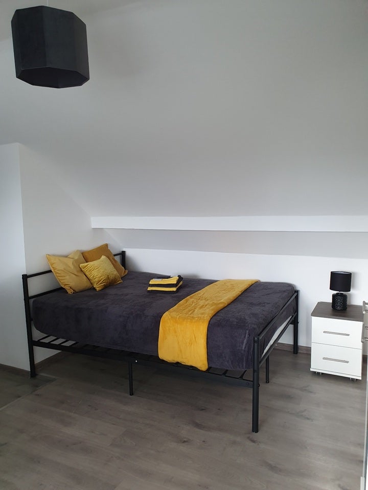 Room City Road in Sheffield