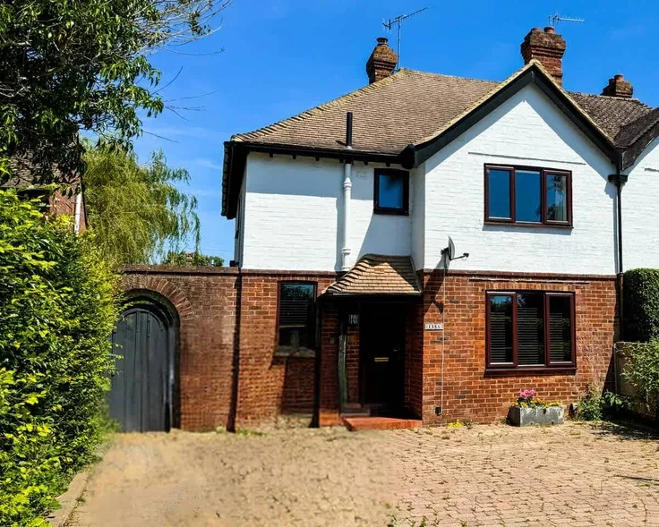 House Tonbridge Road in Tonbridge and Malling