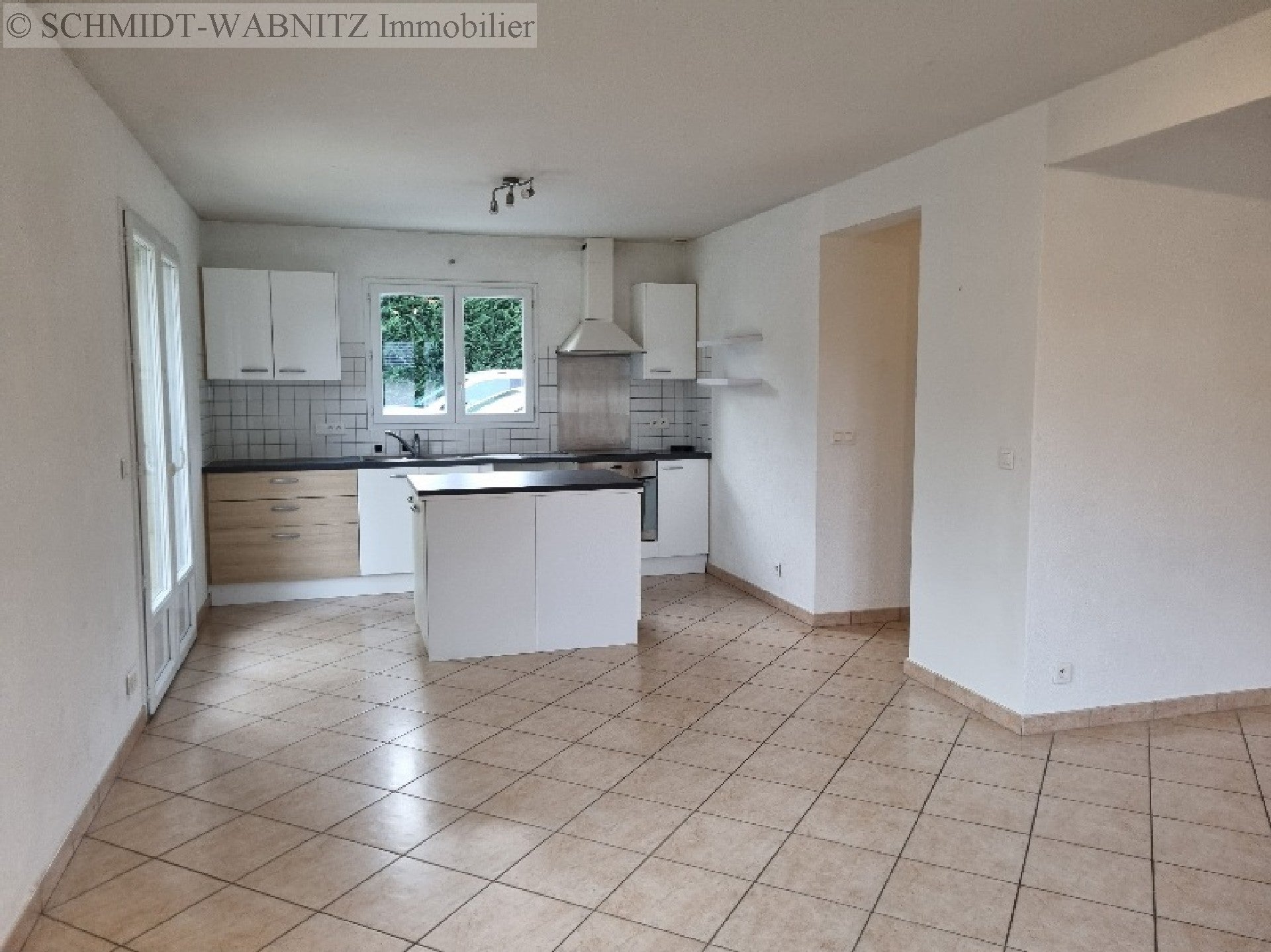 House Place Henri Boucher in Bons-en-Chablais