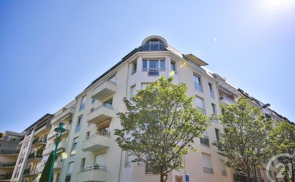 Flat Rue Marcelin Berthelot in Montrouge
