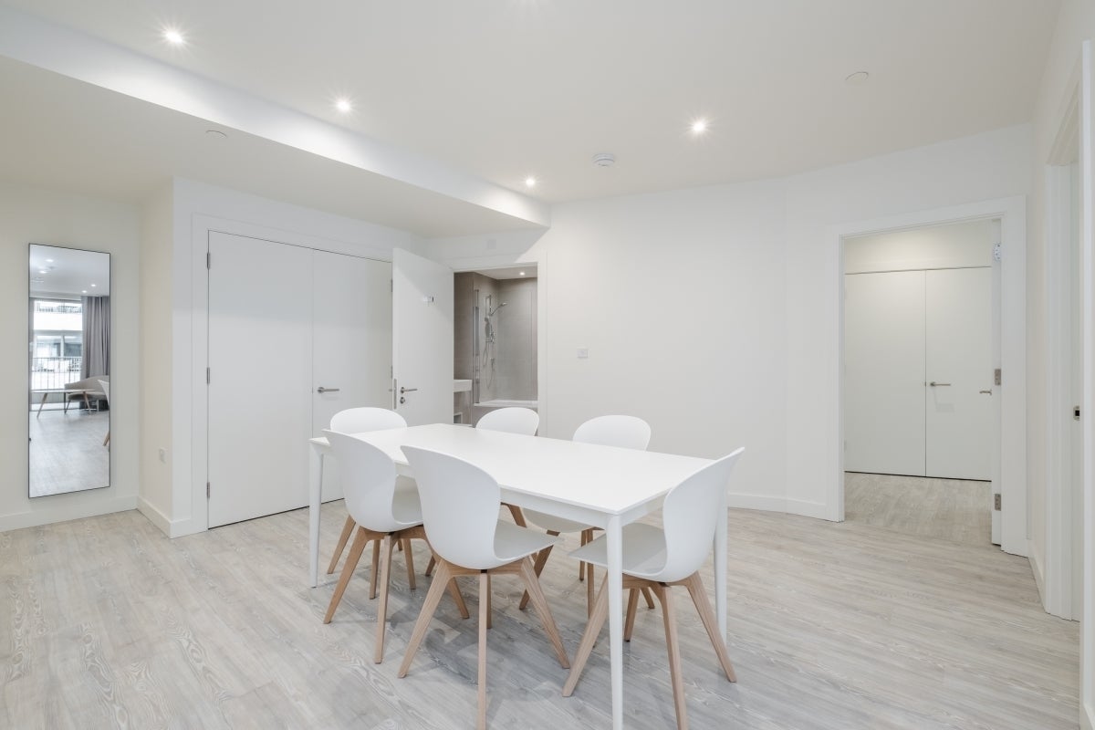 Flat Cherry Park Lane in Greater London