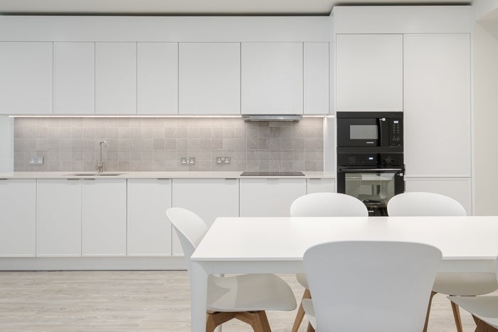 Flat Cherry Park Lane in Greater London