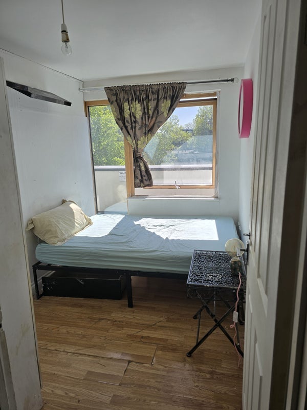 Room Perry Hill in Greater London
