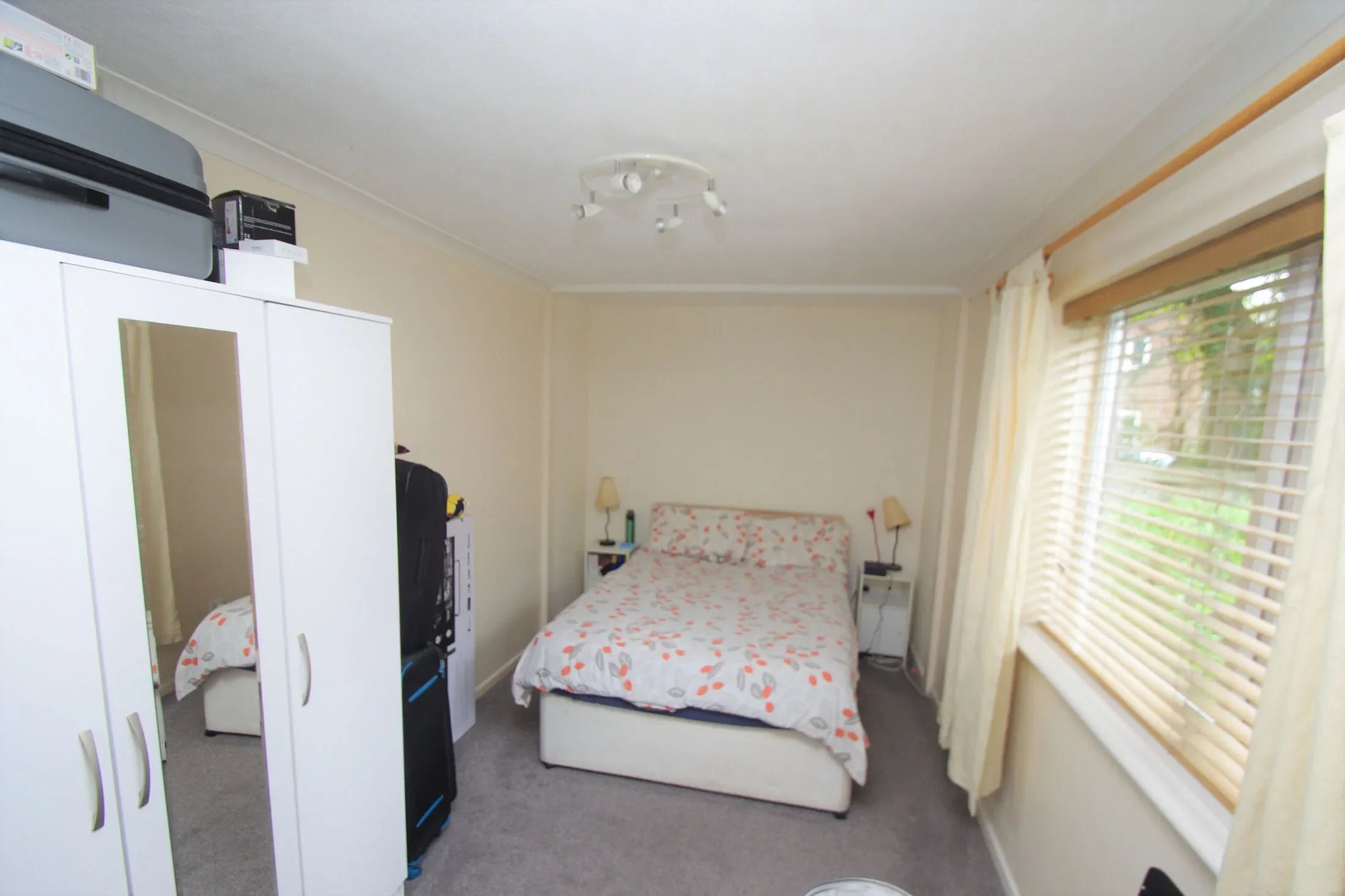 Flat Biskra in Watford