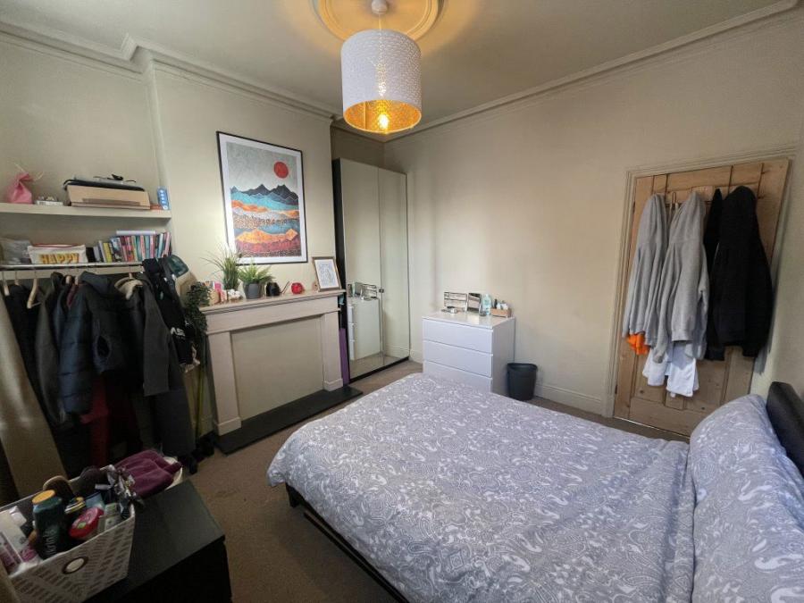 Room Shaftesbury Road in Leicester