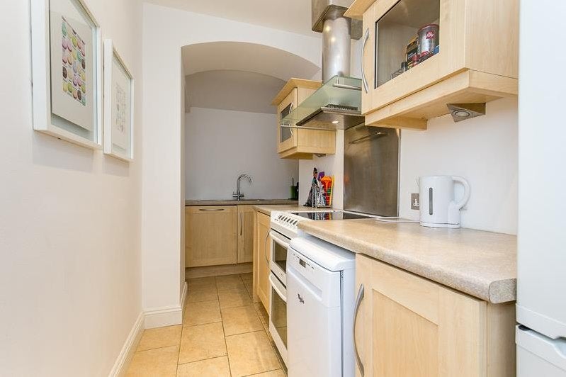 Flat Collingham Gardens in Greater London